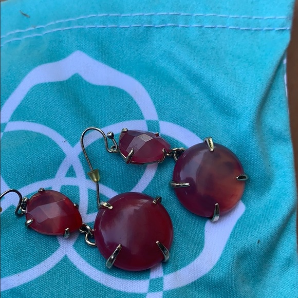 Kendra Scott Marinas / Pink Agate Earrings - Picture 6 of 8